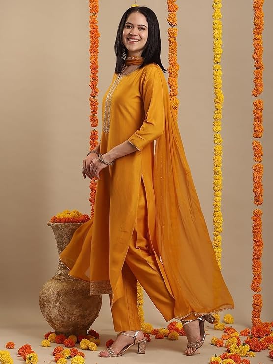 Women's Jagah Silk Blend Straight Embroidered Kurta with Pant & Dupatta